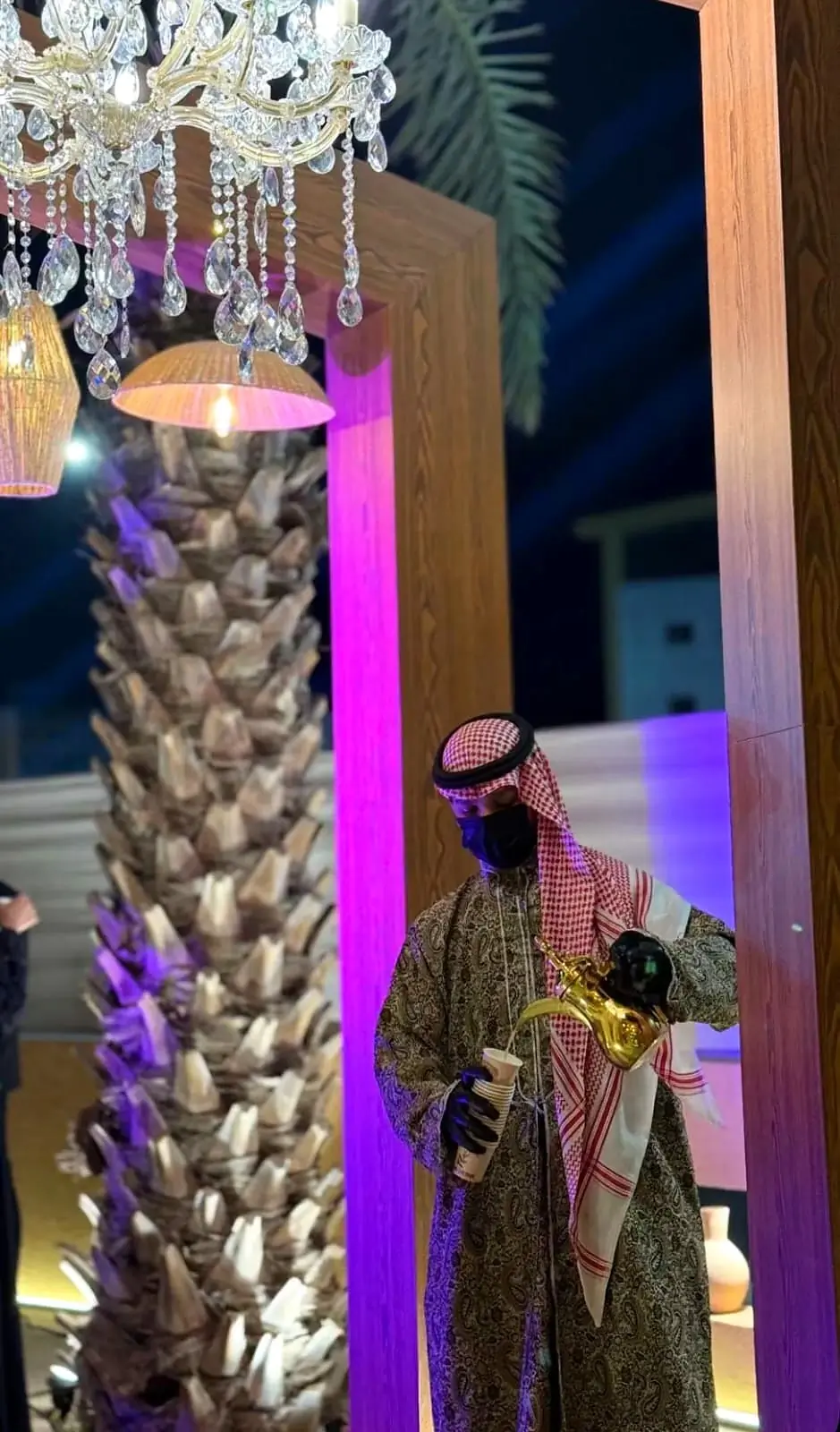 صبابين قهوة في مناسبة بـينبع - أصول الضيافة